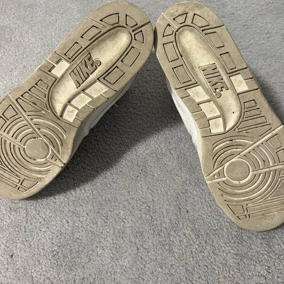 Nike Air Force One Size 11 - Picture 4 of 4